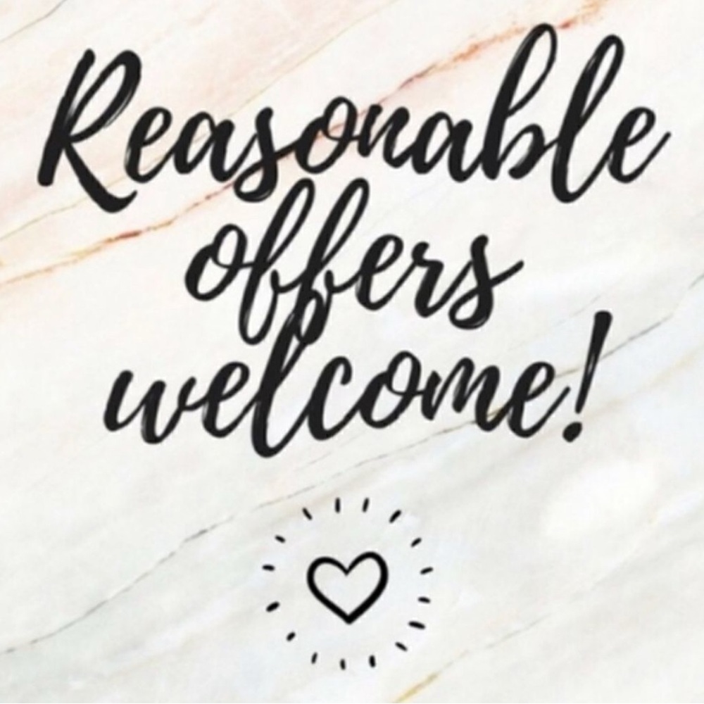 REASONABLE OFFERS WELCOME 🤩